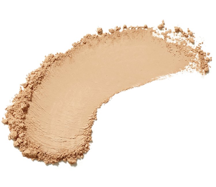 Viditelný je vzorek odstínu pudru Amazing Base Jane Iredale v odstínu Natural: střední béžová s neutrálním podtónem.