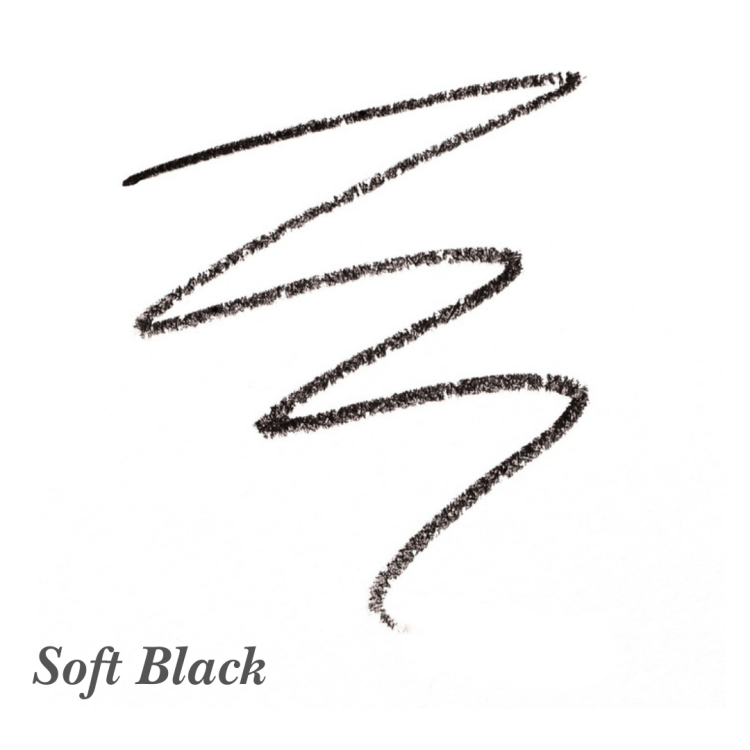 Próbka koloru kredki do brwi Jane Iredale PureBrow Shaping Pencil Soft Black – bardzo ciemny, intensywny brąz wpadający w czerń. Odpowiedni dla osób o czarnych lub bardzo ciemnych włosach, które pragną mocnego podkreślenia brwi bez efektu przerysowania.