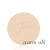 Kulatý lisovaný pudr na obličej značky Jane Iredale v odstínu Warm Silk: Světlá béžová s teplým žlutým podtónem s vyraženým logem Jane Iredale.