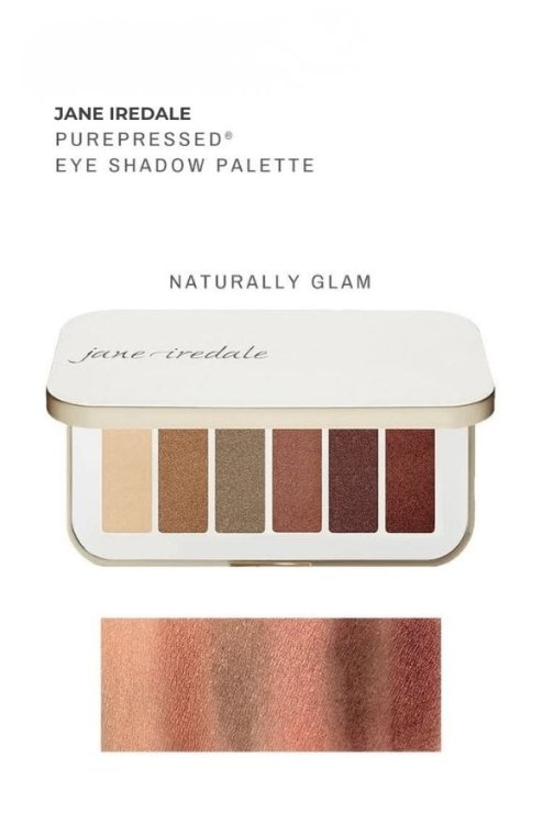 Paletka očních stínů jane iredale Naturally Glam. Paletka obsahuje šest teplých, rozjasňujících odstínů. Dole jsou viditelné swatche ukazující metalický a saténový finiš barev.