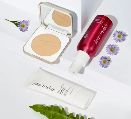 SKINCARE MAKEUP SYSTEMSada špičkových produktů, se kterou vytvoříte rychlý, vyživující, dlouhotrvající a přirozeně vypadající minerální make-up.